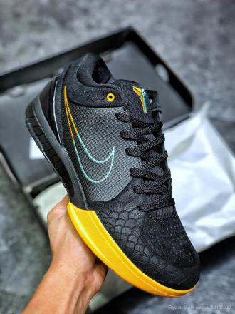 国内10月15日発売予定】ナイキ ズーム コービー 4 プロトロ ブラック