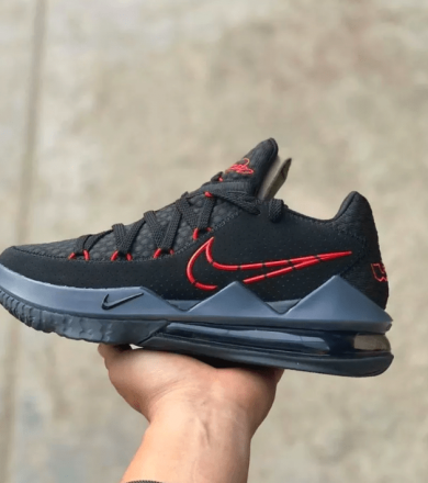 国内3月15日発売予定】ナイキ レブロン 17 ロー 