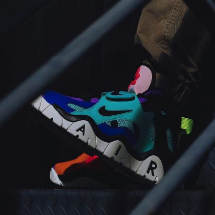 国内11月9日発売予定】ナイキ エアフォース 1 LV8 & エア バラージ