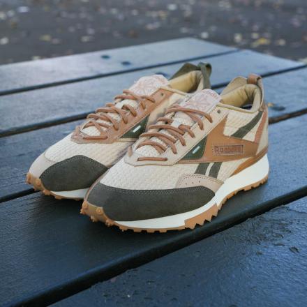 国内12月10日発売予定】 エンジニアード ガーメンツ × リーボック