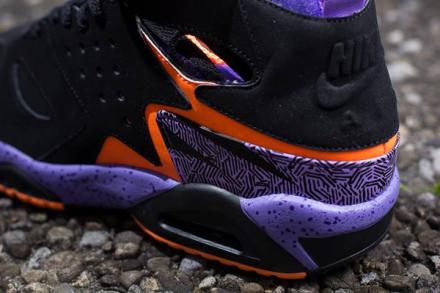 国内12月21日発売予定】 ナイキ エア テック チャレンジ ハラチ