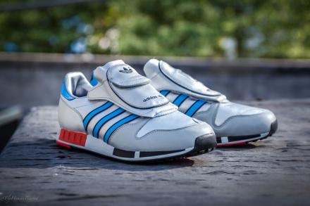 国内8月16日発売予定】 アディダス オリジナルス マイクロペーサー OG