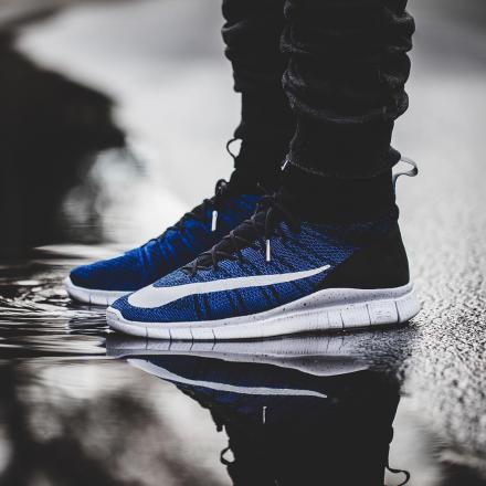 ナイキ フリー フライニット マーキュリアル ブラック/ホワイト