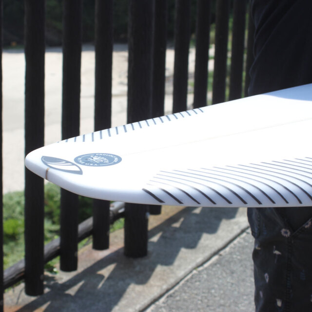 ショートボード シャープアイ セブンディセブン 5'10 テールカーボン