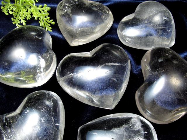 天然水晶 ハート型 タンブル 40g-60g すべての浄化と純粋さの象徴
