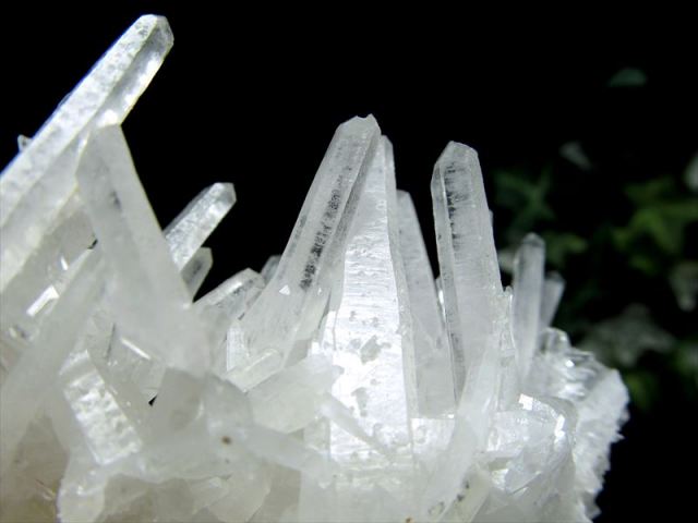 四川水晶 針状 水晶クラスター 最大幅133mm 重さ324.5g クォーツ 超