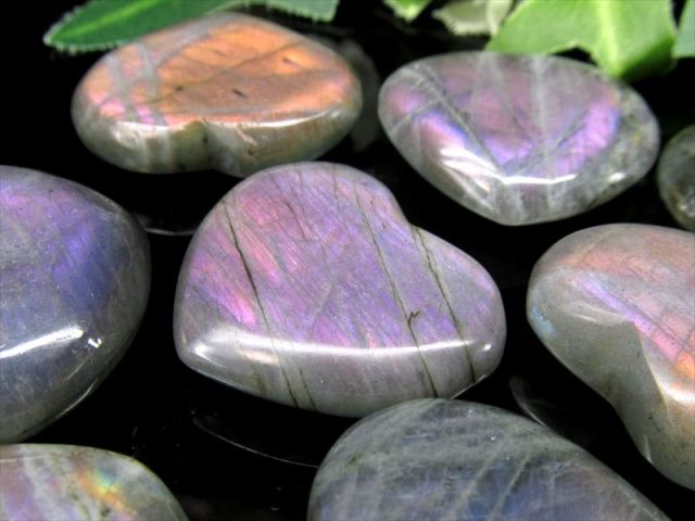 パープルシラー有り ラブラドライト ハート型 タンブル 重さ 約10g-15g