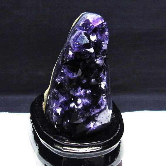 ウルグアイ産アメジストクラスター[T95-11134]
