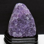 アメジスト（紫水晶）「ウルグアイ産クラスター」の商品一覧ページ