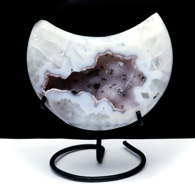 メノウ 月型 台付き 置き物 ブラジル産 アゲート 197g 瑪瑙 水晶