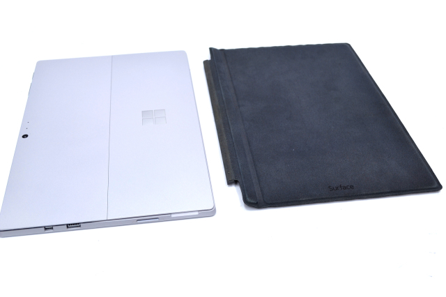 Microsoft Surface Pro 5 Core i5 7300U (2.60GHz) WiFi(11ac) メモリ