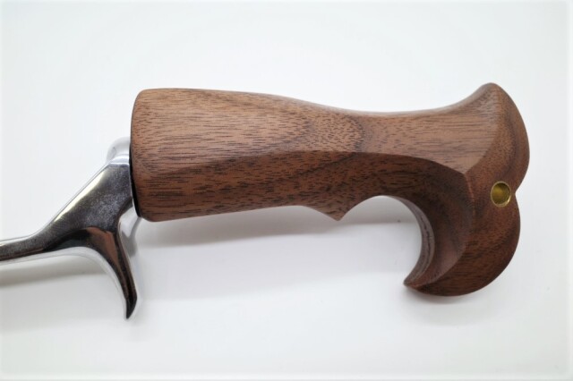 E-No Products『フィッシュテールグリップ/サムレスト』