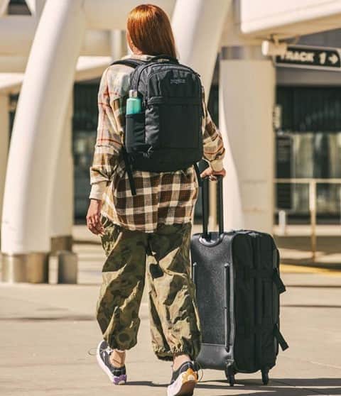 LANDINGS PACK（ランディングスパック） BLACK |【公式通販】JANSPORT