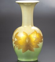 贈り物、ご贈答品に豪華で気品漂う九谷焼の花瓶 【九谷焼販売のうつわ