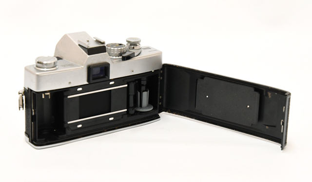 中古】ミノルタ フィルム一眼 SRT101シルバー【C】