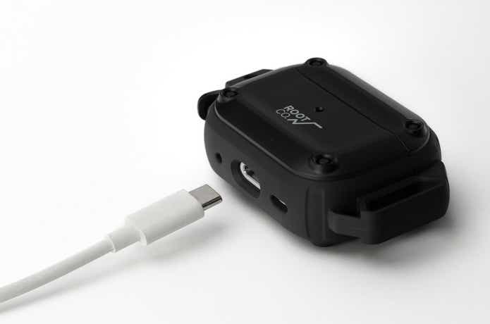 ROOT CO.】「GRAVITY Shock Resist Case Pro. for AirPods Pro」がUSB