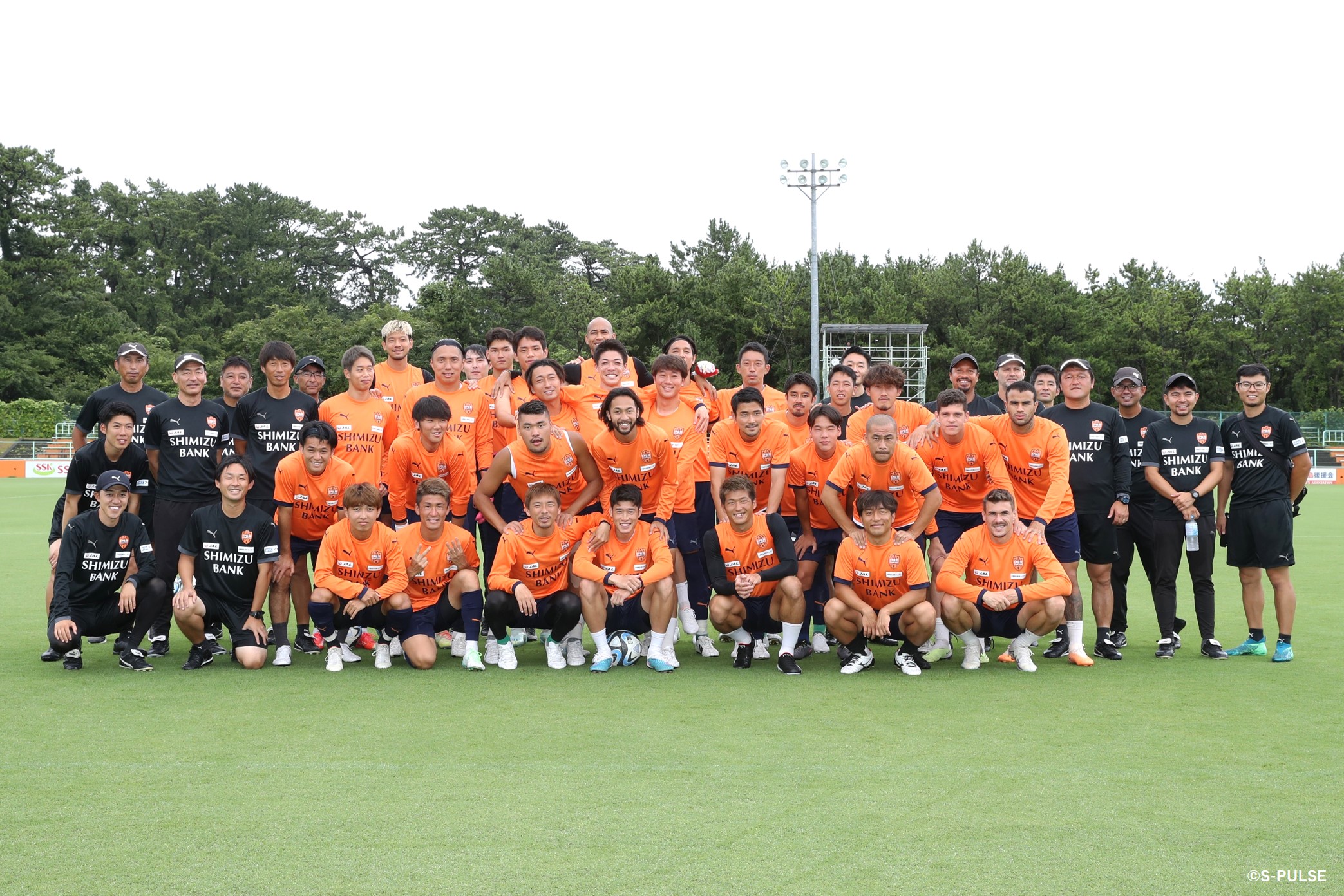 HATTRICK（ハットトリック）-選手の想いをファンへ届ける公式