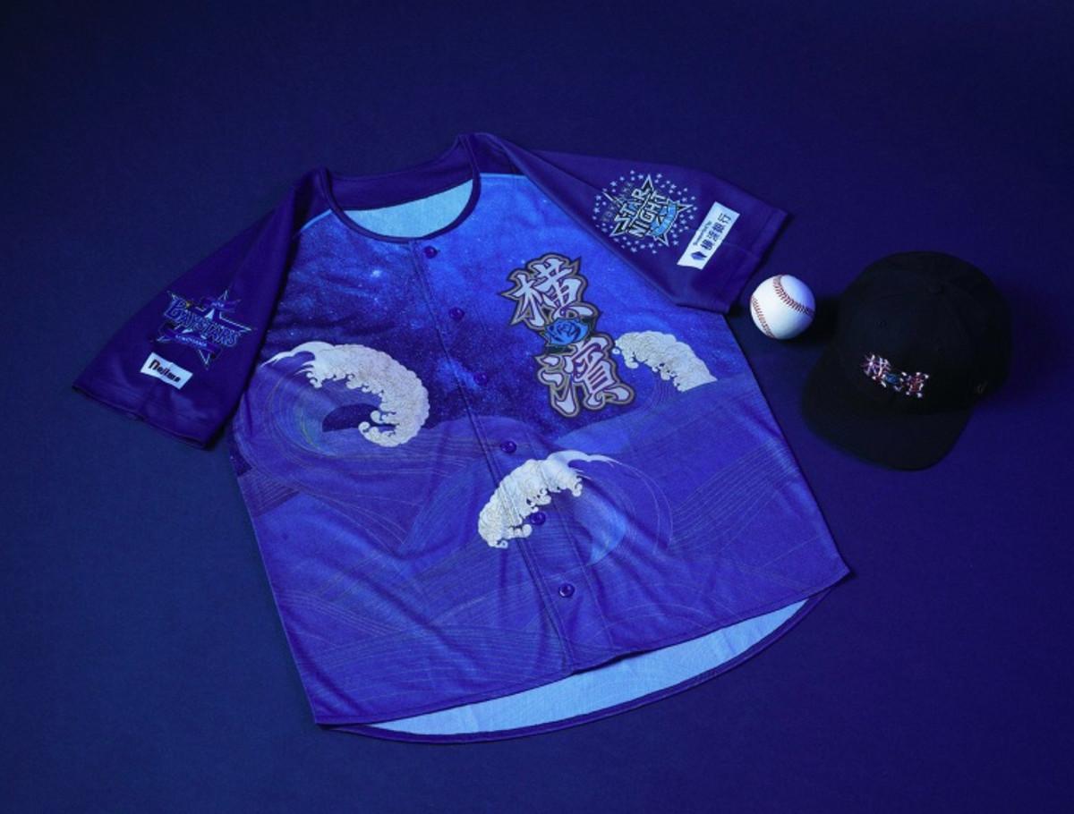 ベイスターズが「STAR☆NIGHT」のユニフォームを発表 胸に青薔薇