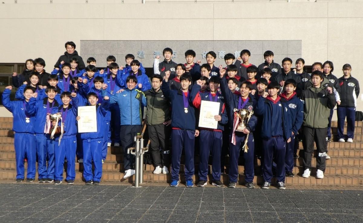 習志野高バレーボール部、県新人戦で大会男女優勝 36大会ぶりの快挙