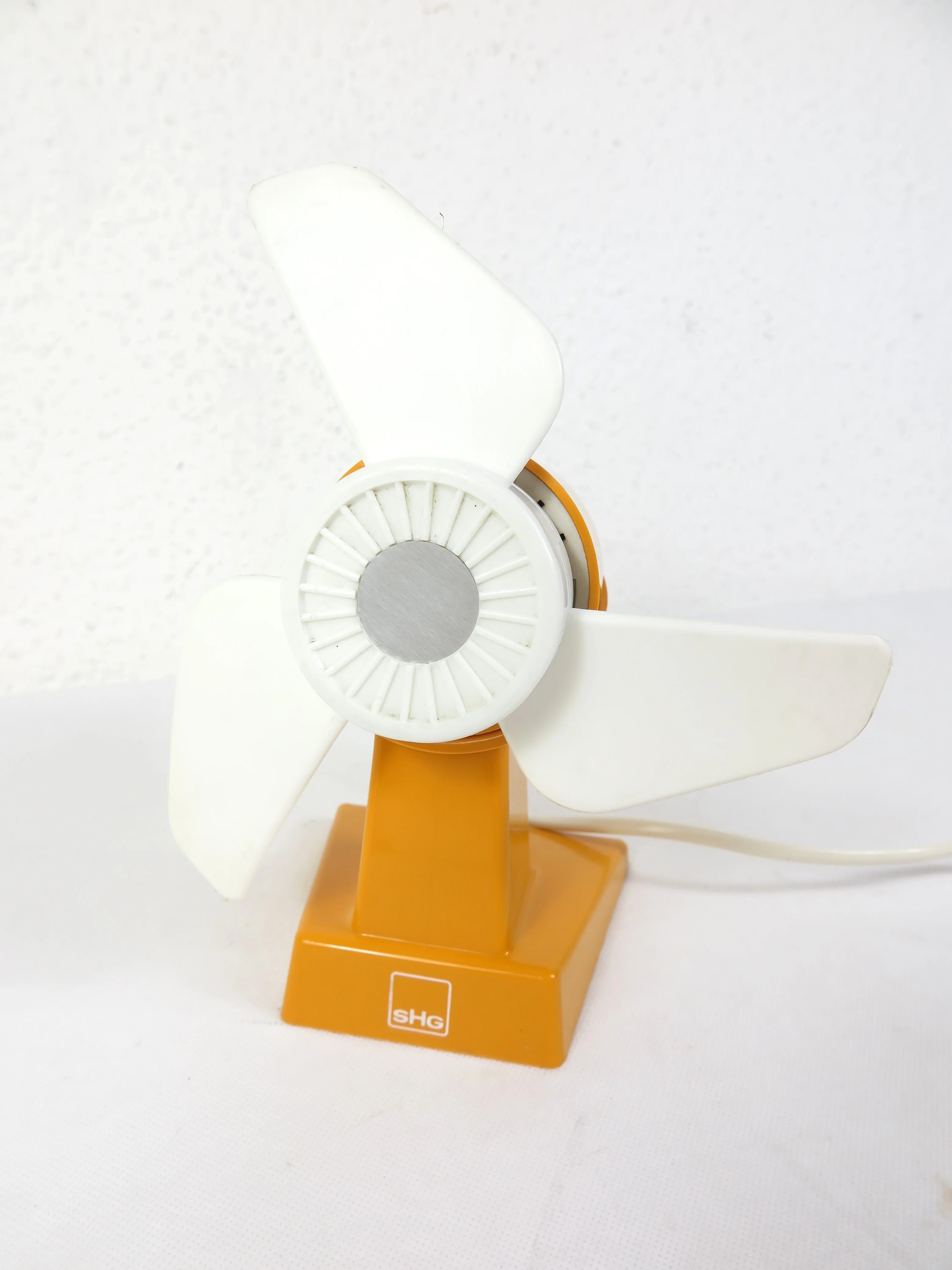 70年代扇風機、テーブルファン・オレンジ、SHG社 | Johnny-Tapete