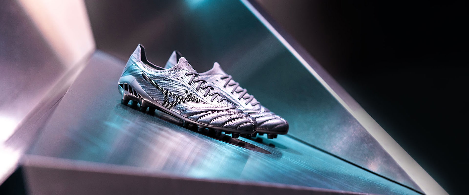 Mizuno Morelia Neo III ß Japan - Galaxy Silver/Black/Galaxy Silver