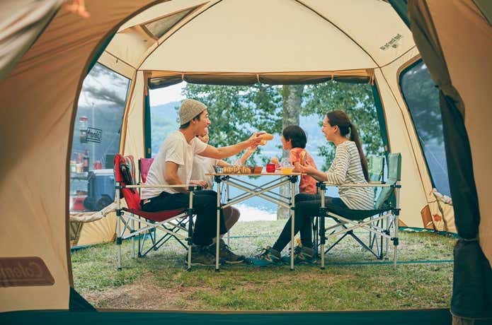 コールマンのスクリーンタープ特集。連結・設営方法も総まとめ | YAMA