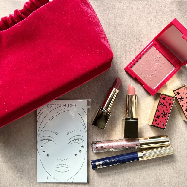 エスティ ローダーのクリスマスコフレをエディターがレビュー！ リップ