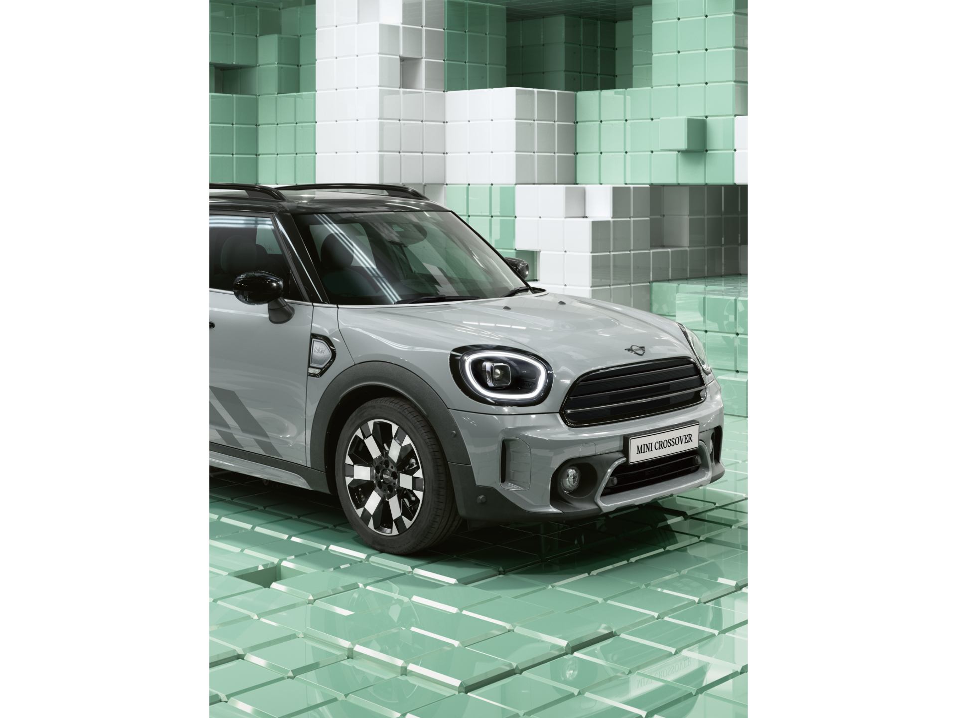 MINI クロスオーバーにハイグレードな装備揃えた特別仕様車発売 | 中古