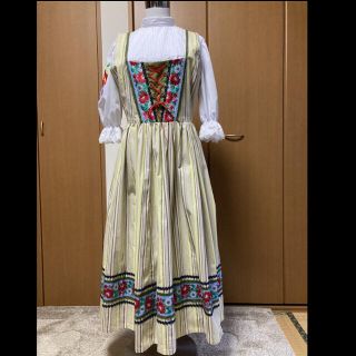 ☆フォークダンス衣装 スイス風衣装ハンドメイドの通販 by ぶっくす's