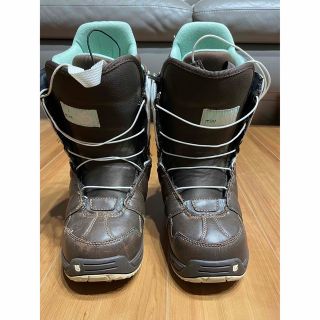 BURTON（ブーツ ・ グリーン・カーキ/緑色系）のフリマアイテム一覧