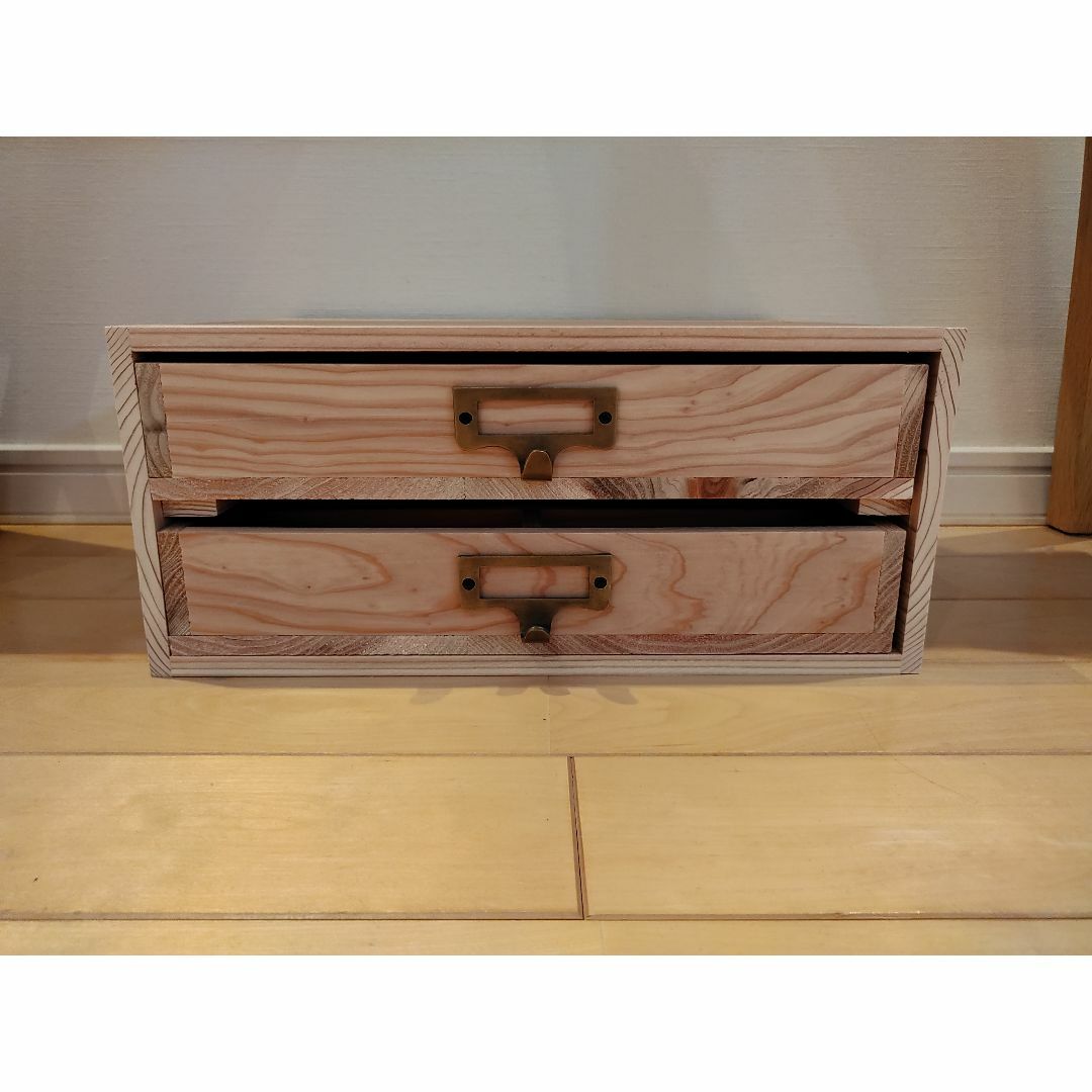 ☆送料無料☆サイズ変更可能☆木製ネームプレート5段70本メガネ収納