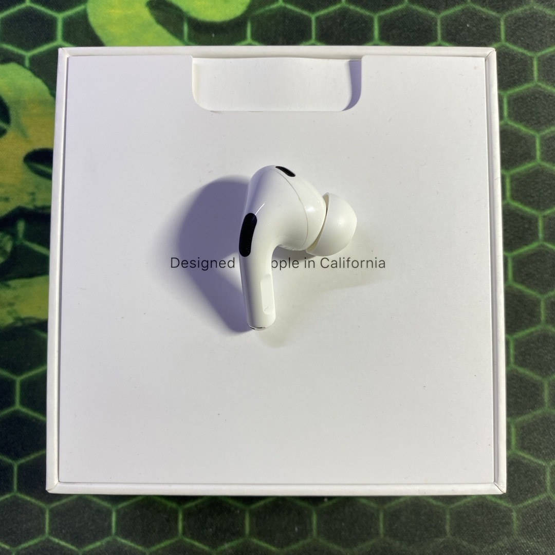 AirPods Pro 第2世代 右耳 lightning充電a2698 AirPods Pro pro