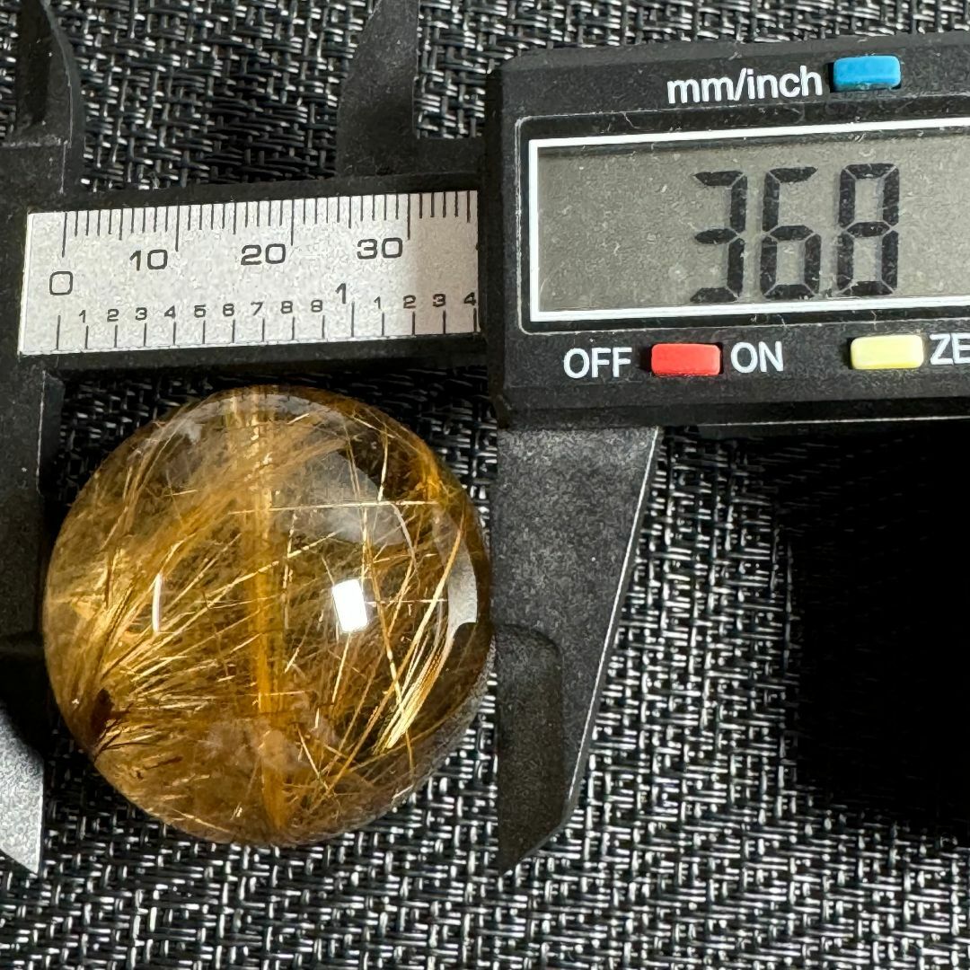 金運アップ◇ゴールドルチルクォーツ◇丸玉 約36.8㎜の通販 by 天然石
