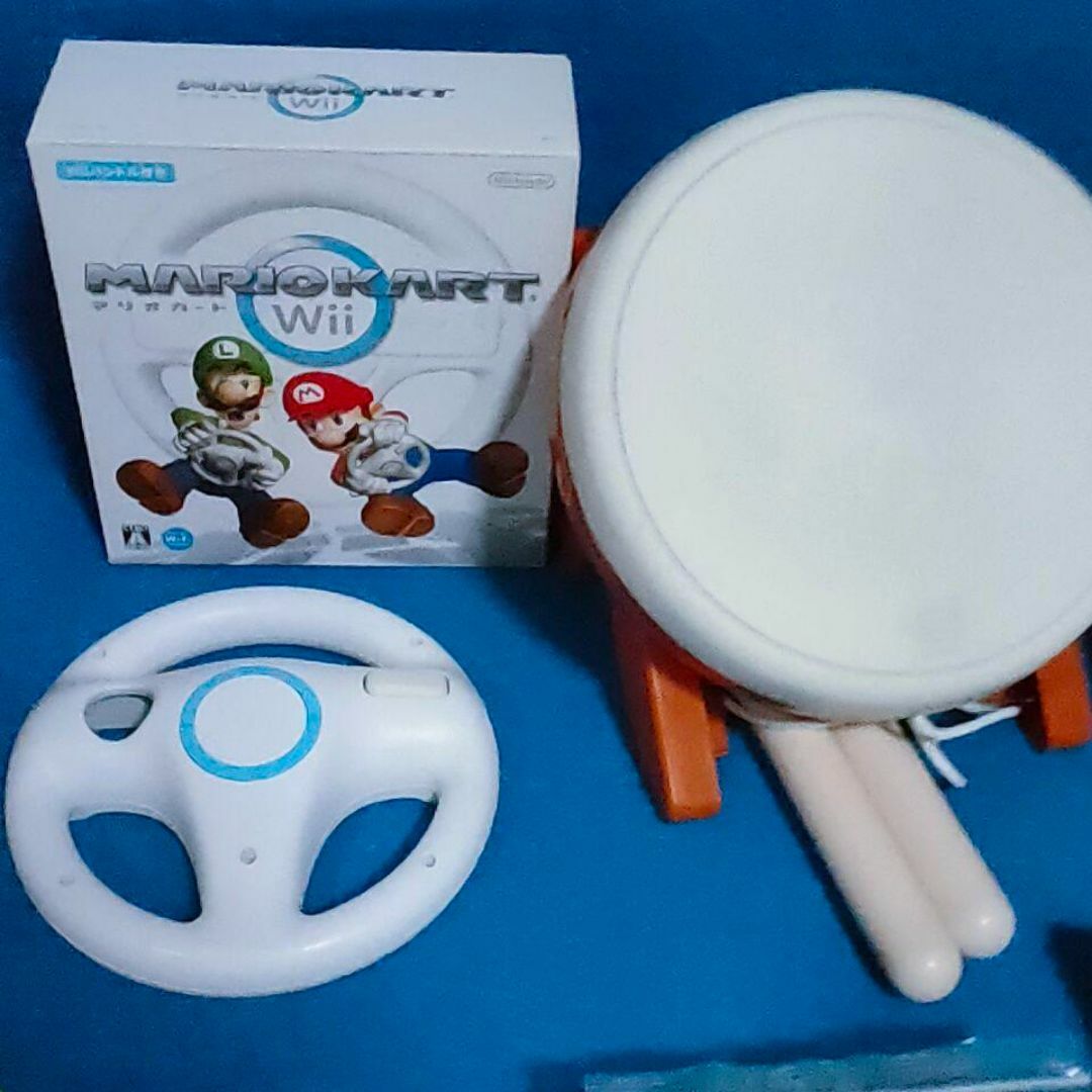 Wii U - 太鼓の達人 WiiU本体セット マリオカートハンドル タタコン