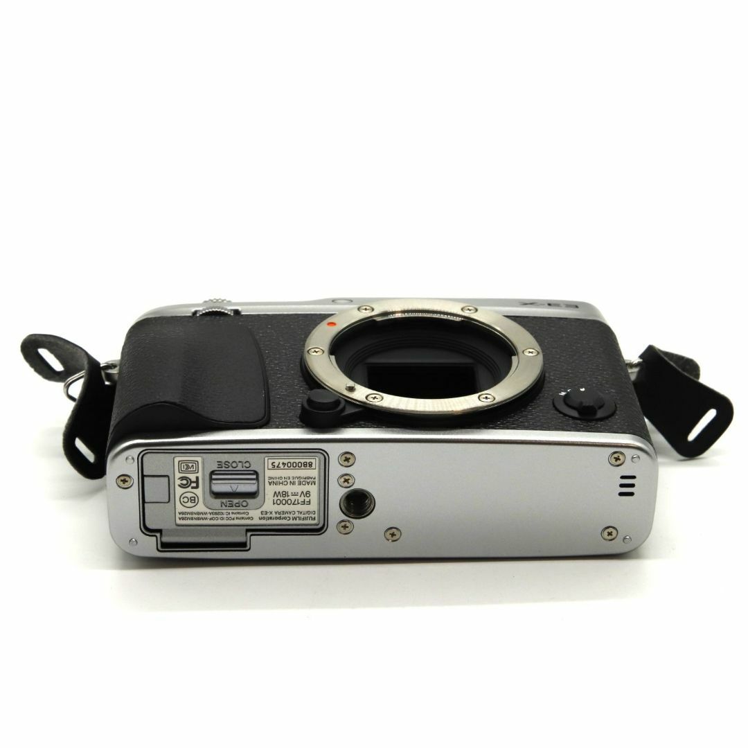 富士フイルム - 【シャッター回数42回!】□ほぼ新品□ X-E3シルバーの