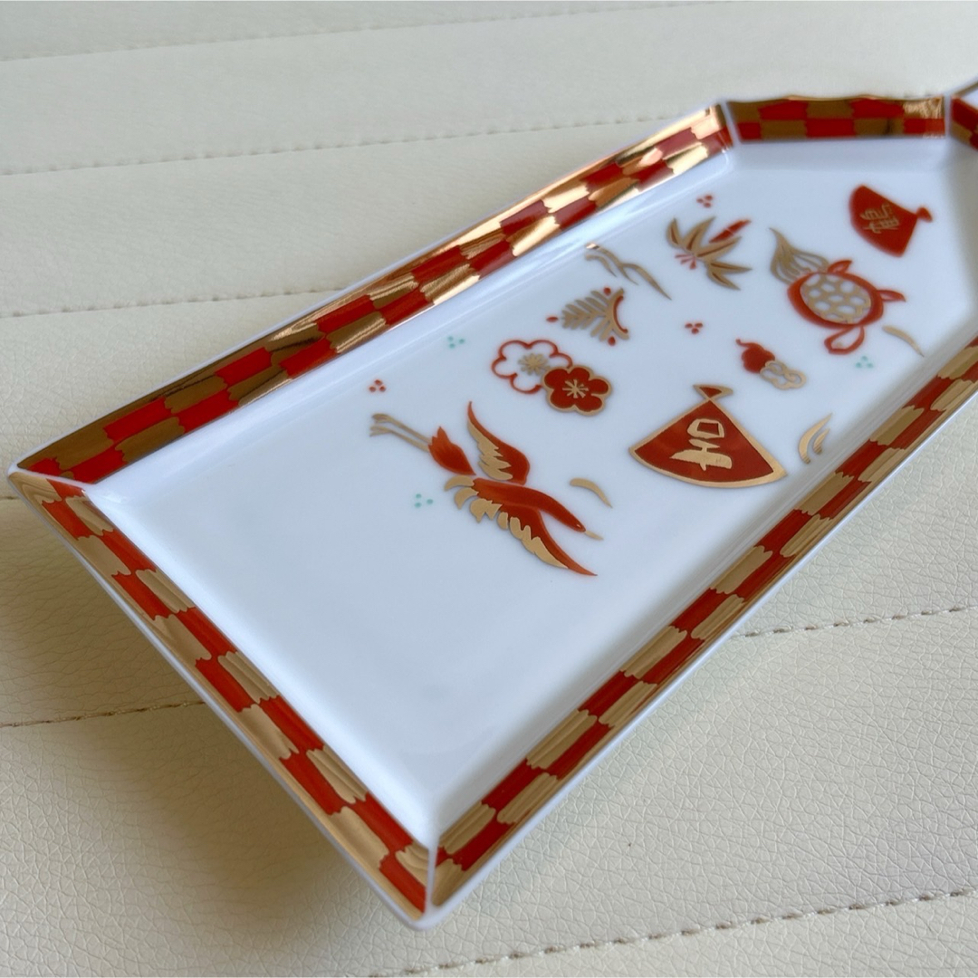 美濃焼 - 美濃焼 前畑陶器 縁起商店 羽子板 赤絵 賀正紋 羽子板皿 長皿