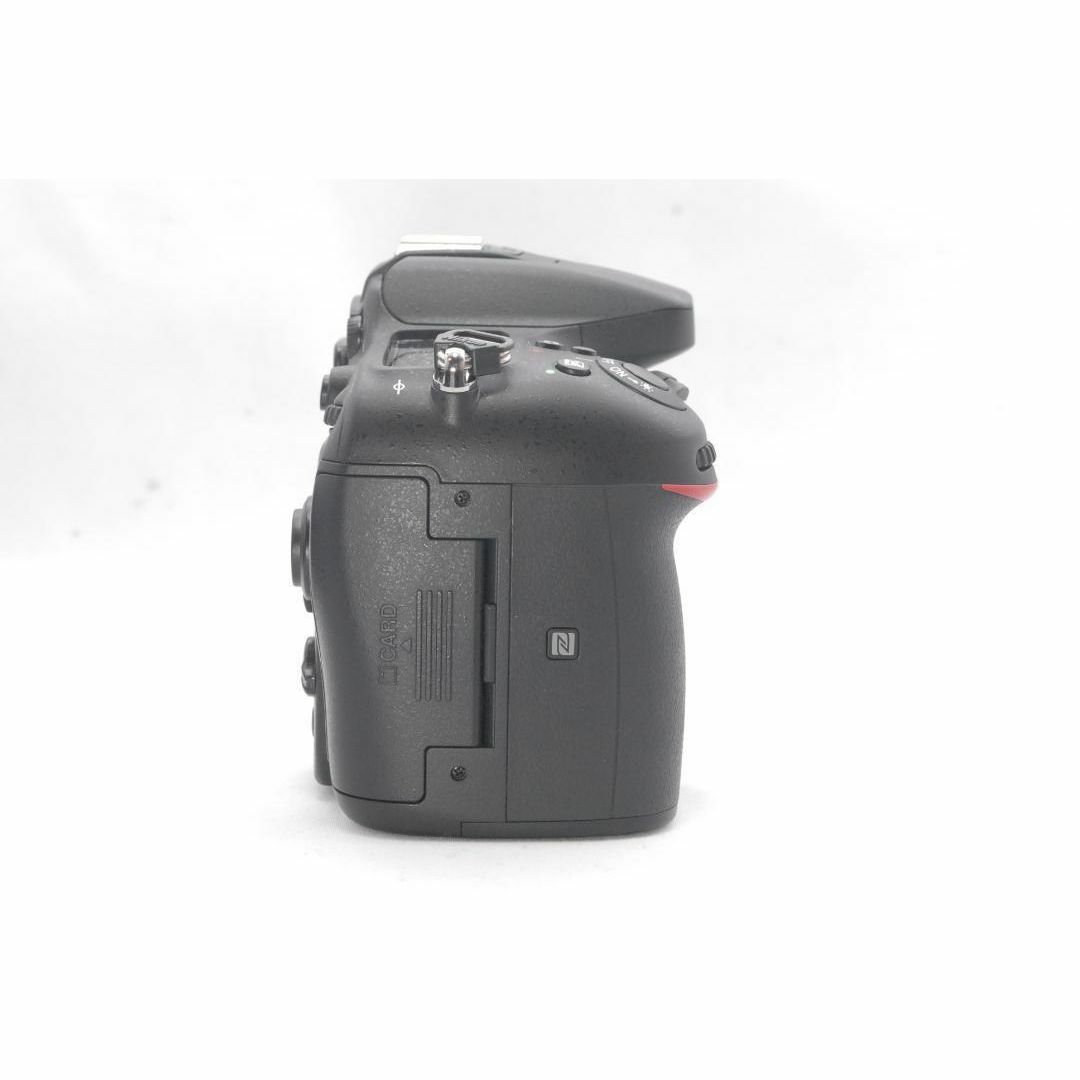 Nikon - 匿名配送✨Nikon D7200 デジタル一眼レフ レンズ付き 標準の