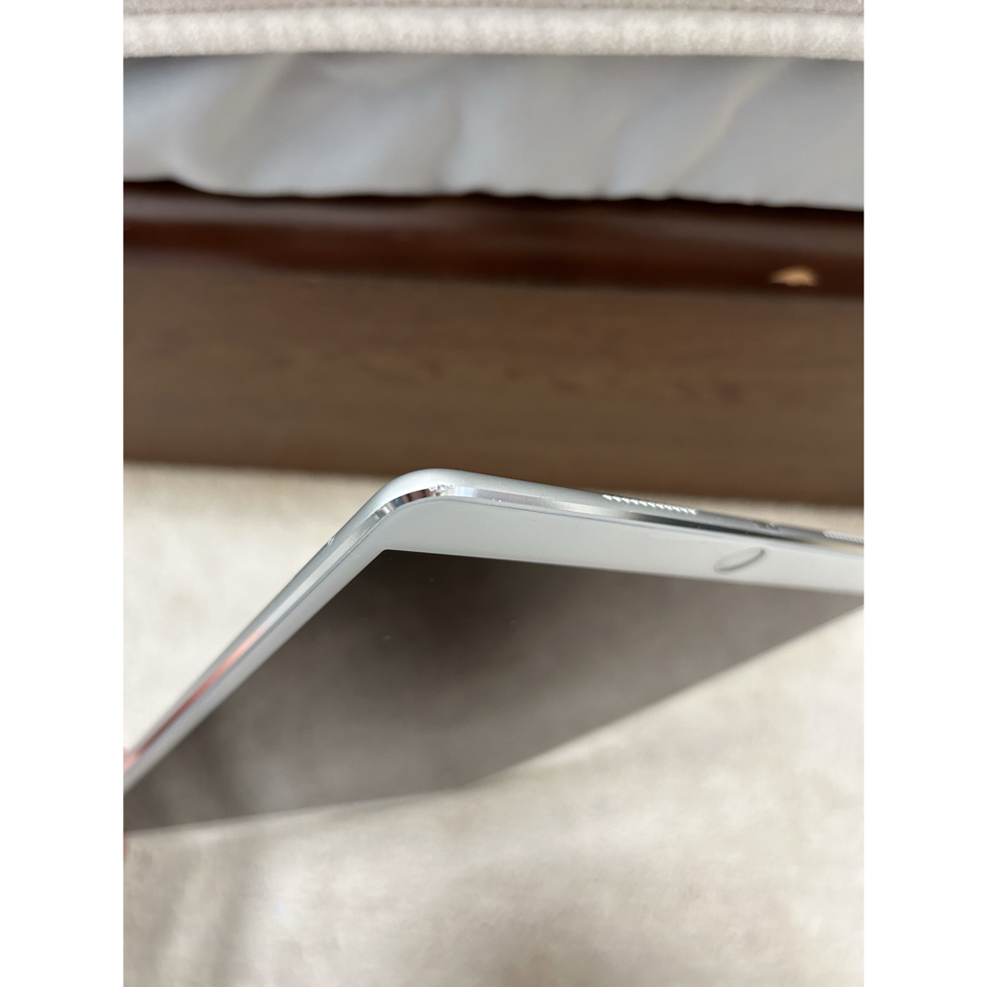 Apple - iPad Pro (10.5インチ) シルバー 64GB(ジャンク品)の通販 by