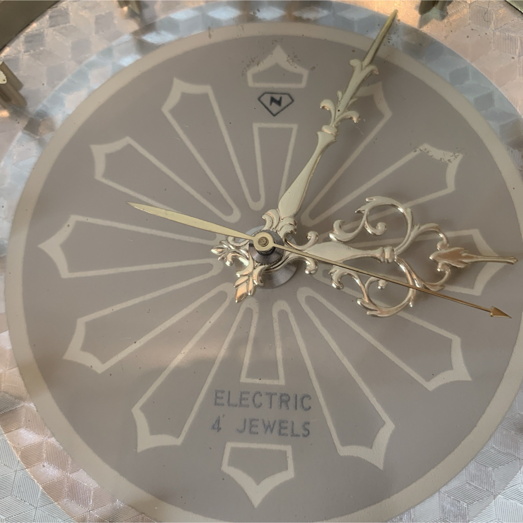 置き時計 電池式 昭和 レトロ アンティークの通販 by 66｜ラクマ