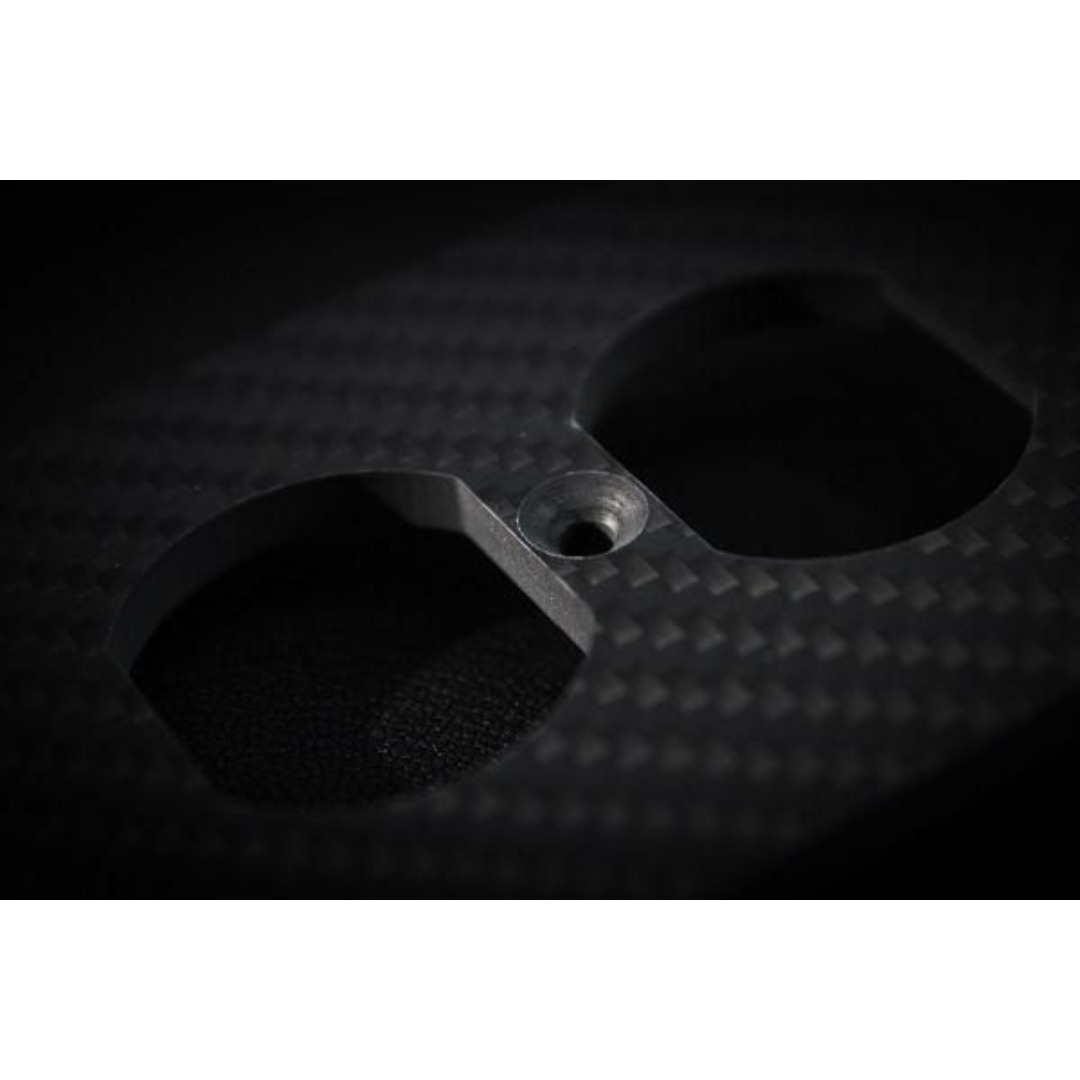 特注品 ドライカーボン製 高級 ハイエンド コンセント プレート C