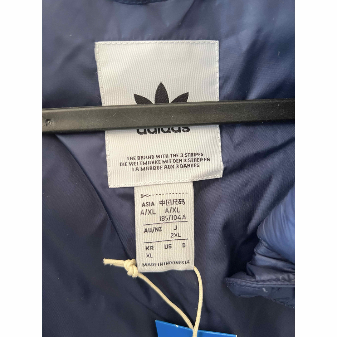 adidas - 『新品未使用』adidas フード付きダウンジャケット ネイビー