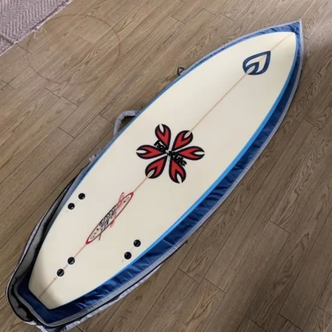 中古サーフ】FAITH フェイス 【Chiro】 5'11 フィン付きの通販 by