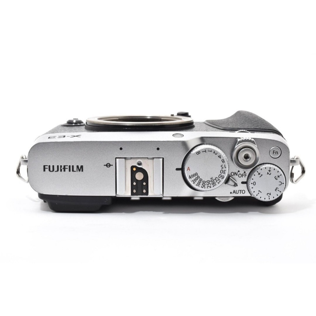 シャッター回数2回！□美品□ FUJIFILM X-E3 シルバー X-E3-Sの通販 by
