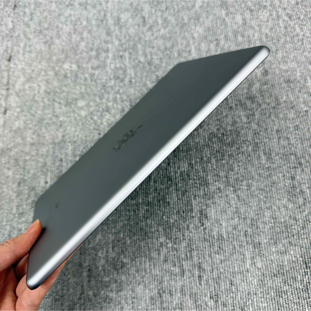 iPad - 美品iPad 第6世代 (2018) 32GB Wi-Fiモデル スペースグレイの