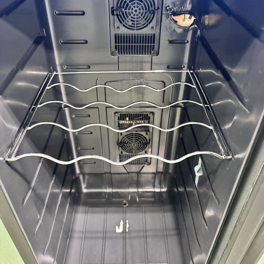 569 コンポジット ワインセラー 小型 右開き 78Lの通販 by 美品中古