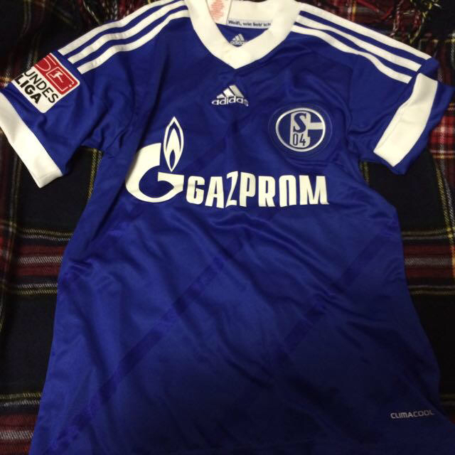 内田篤人 サイン入りユニフォームの通販 by green cafe*｜ラクマ