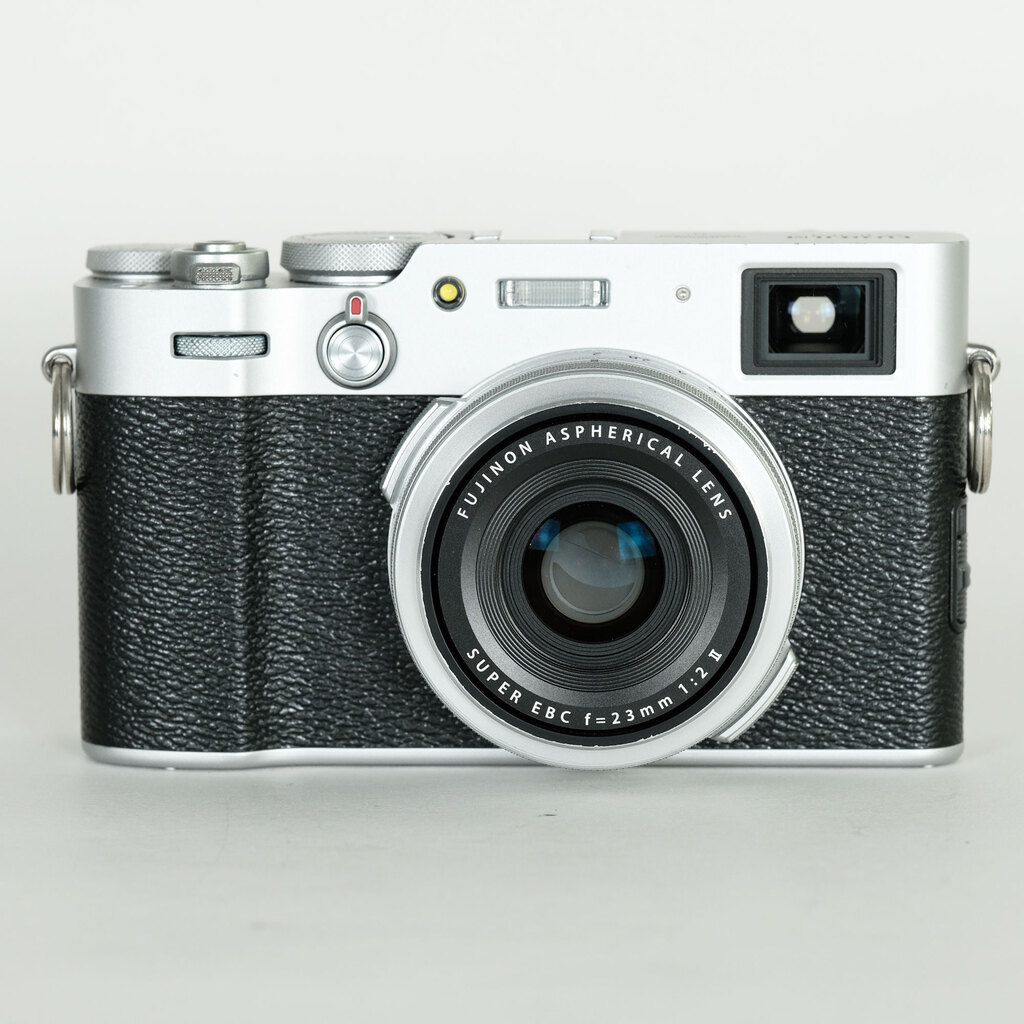 FUJIFILM X100V シルバーの出品 | ONE SCENE（ワンシーン）