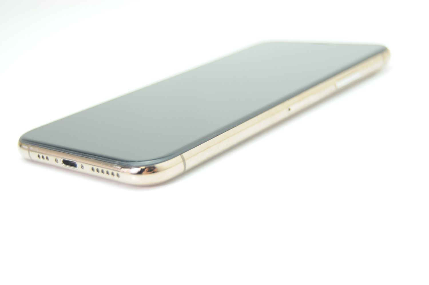 ムスビー｜ジャンク（動作可）液晶美品＊docomo SIMフリー iPhone XS