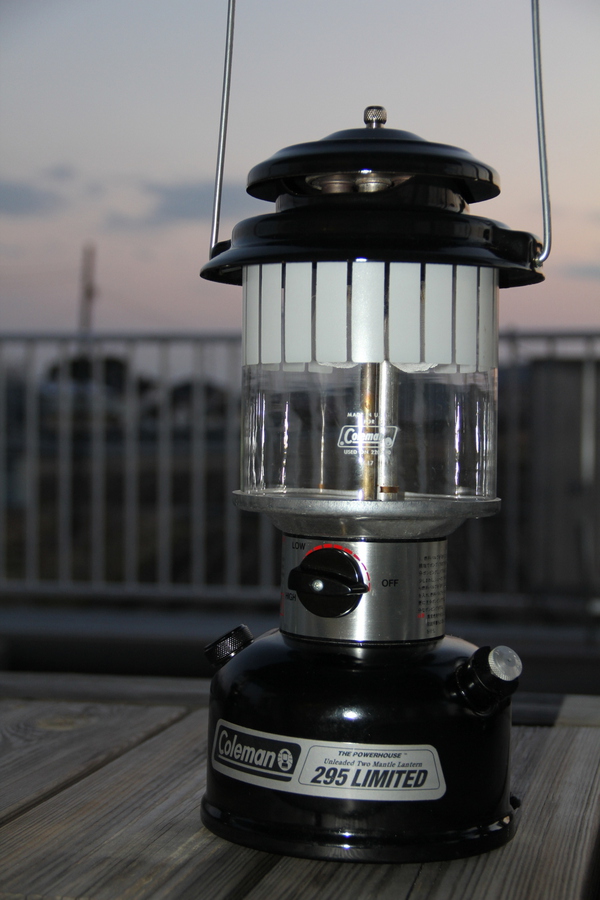 木と土と草のにほひ:黒いコールマンランタン 295 LIMITED