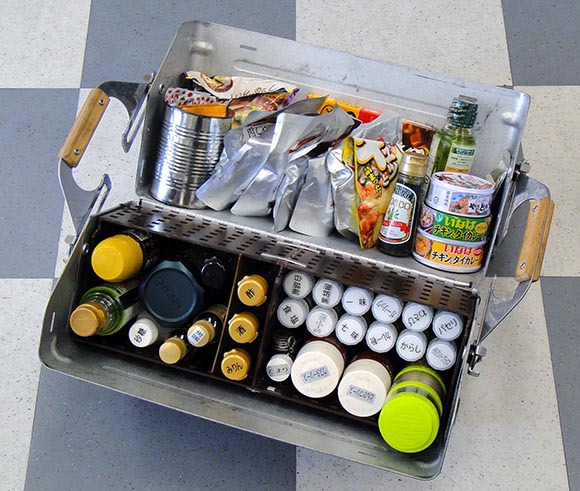 そろそろソロキャン！:自作 シェルフコンテナ用スパイスボックス（2）